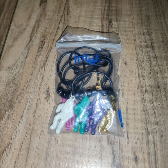 Intel Spaceman Necklace Charms Set Of 5 Multicolor Spacemen - Picture 7 of 7